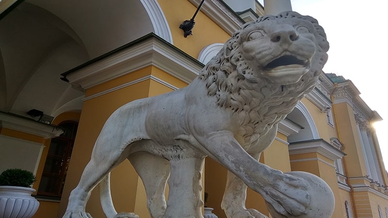 дом со львами лобанова-ростовского петербург